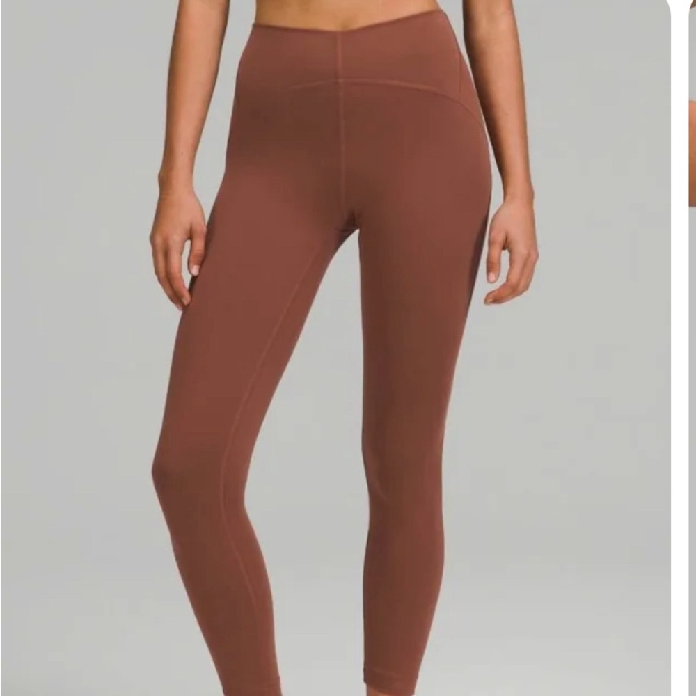 Lululemon instill tight